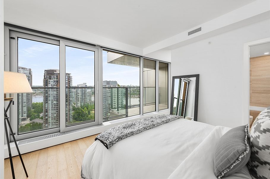 2702 1480 Howe Street Vancouver, BC - 7