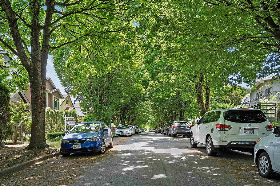 4988 Sherbrooke Street Vancouver, BC - 29