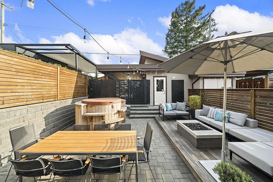 413 W Keith Road North Vancouver, BC - 33