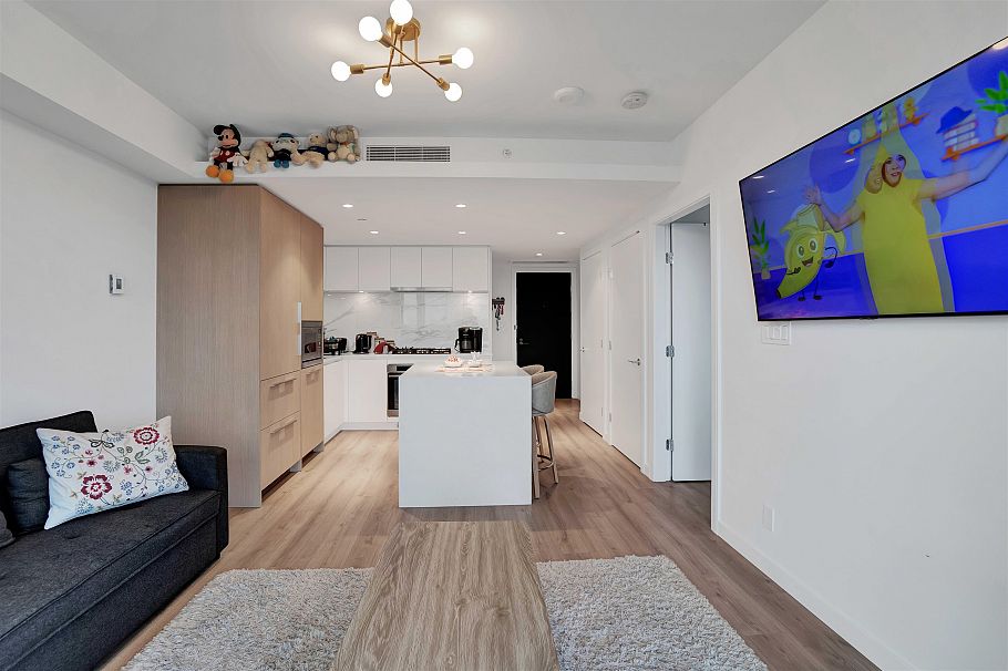 614 1500 Fern Street North Vancouver, BC - 7