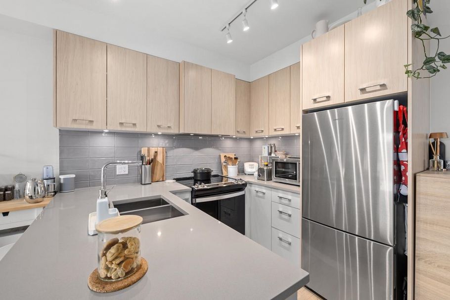 207 4933 Clarendon Street Vancouver, BC - 11