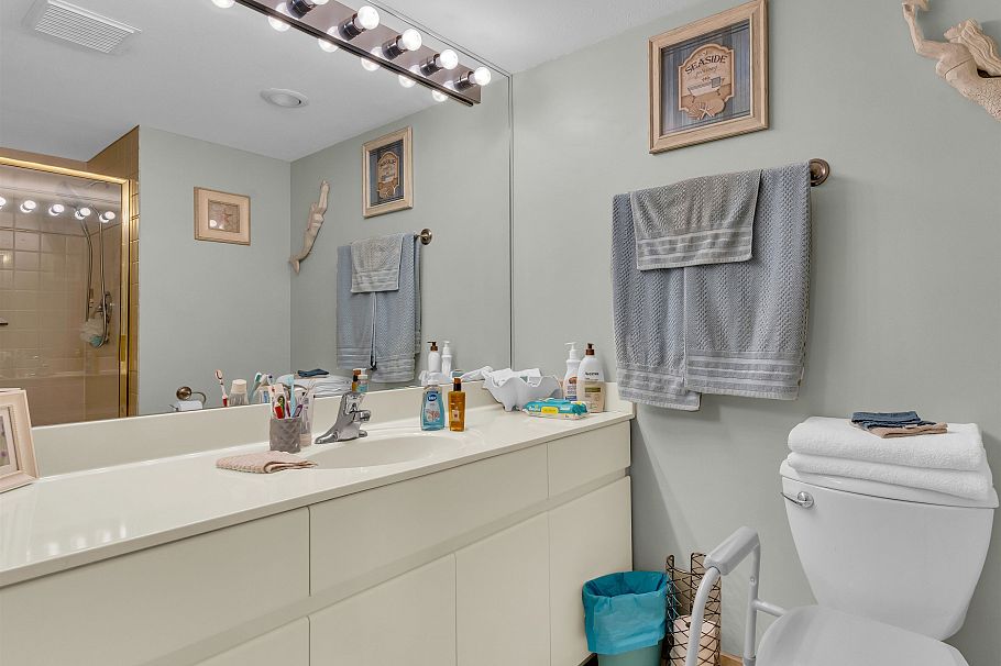 503 168 Chadwick Court North Vancouver, BC - 27