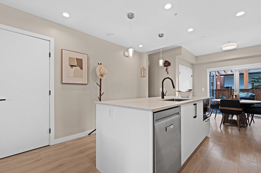 161 565 E 2nd Street North Vancouver, BC - 9