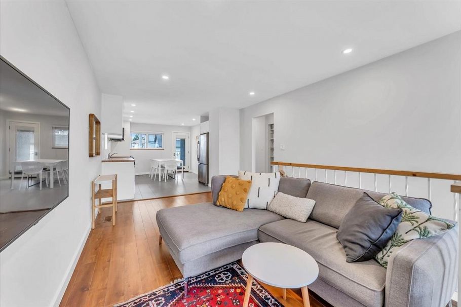 2942 E Georgia Street Vancouver, BC - 5