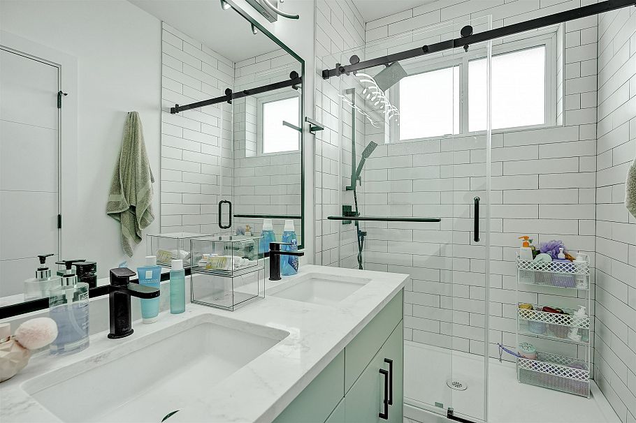 1423 E 62nd Avenue Vancouver, BC - 32