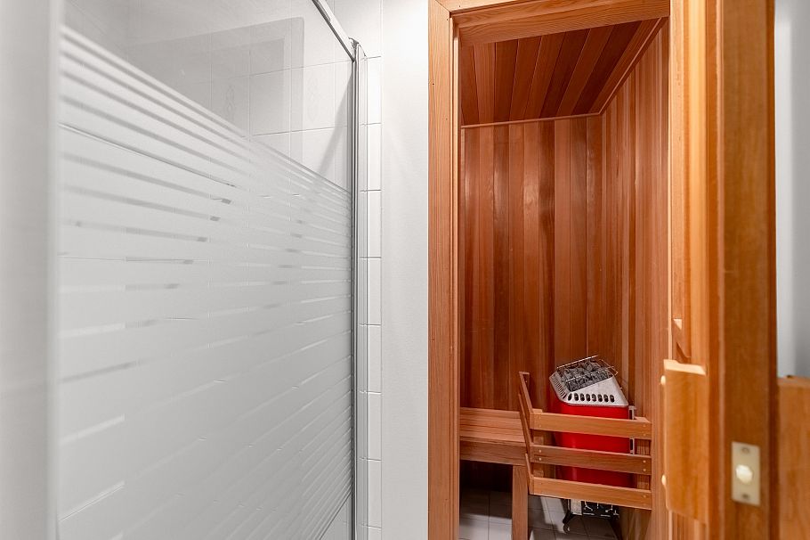 2249 Fraserview Drive Vancouver, BC - 21