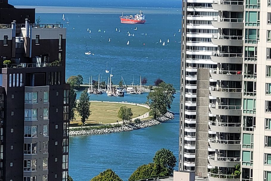 2501 1283 Howe Street Vancouver, BC - 15