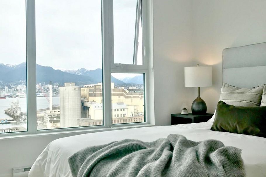 PH8 955 E Hastings Street Vancouver, BC - 1