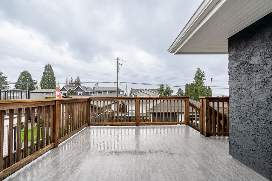 613 E 7th Street North Vancouver, BC - 25