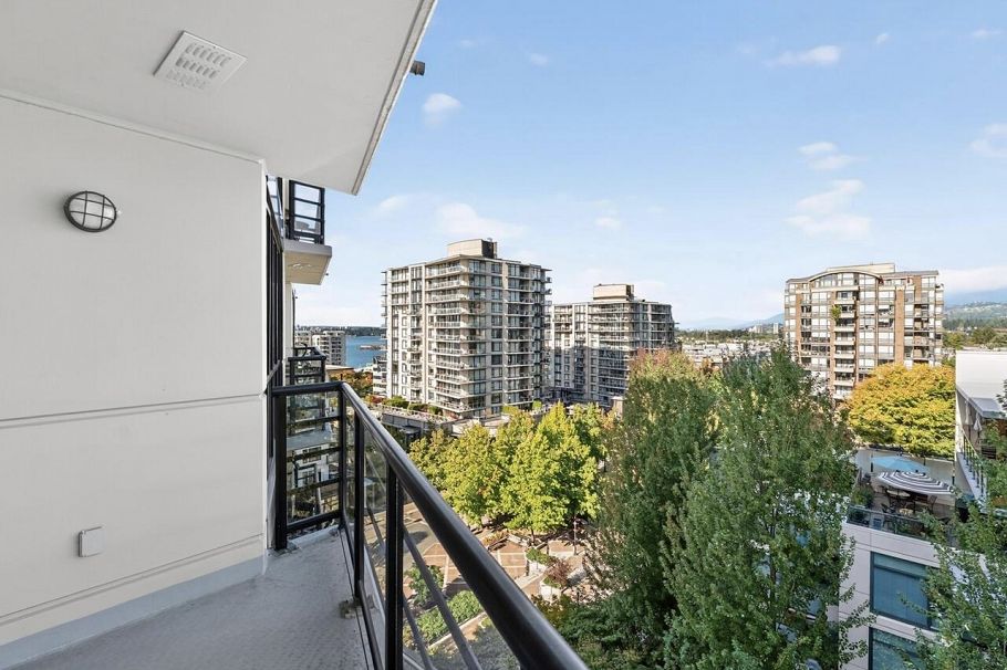 907 124 W 1st Street North Vancouver, BC - 6