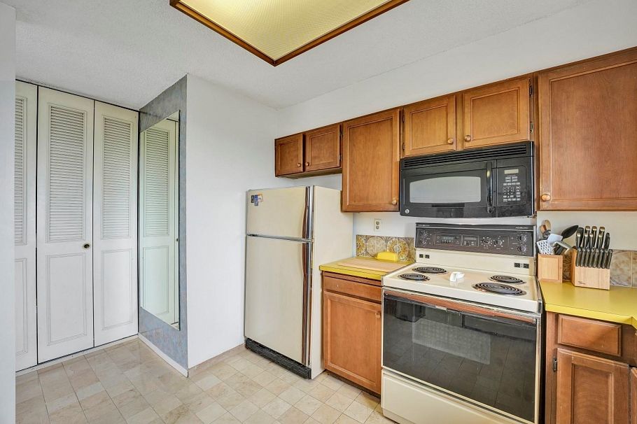 1104 2445 W 3rd Avenue Vancouver, BC - 17