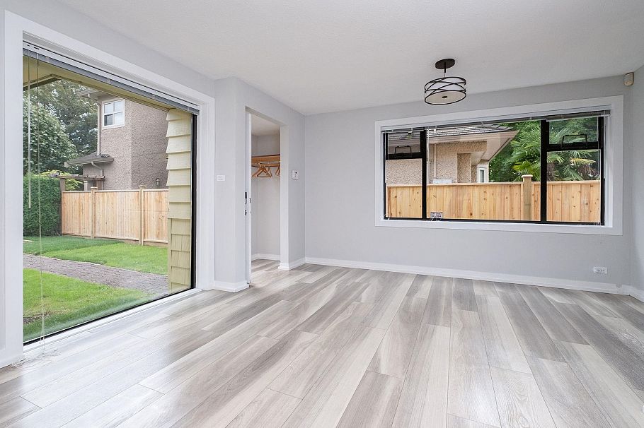 8271 Laurel Street Vancouver, BC - 6