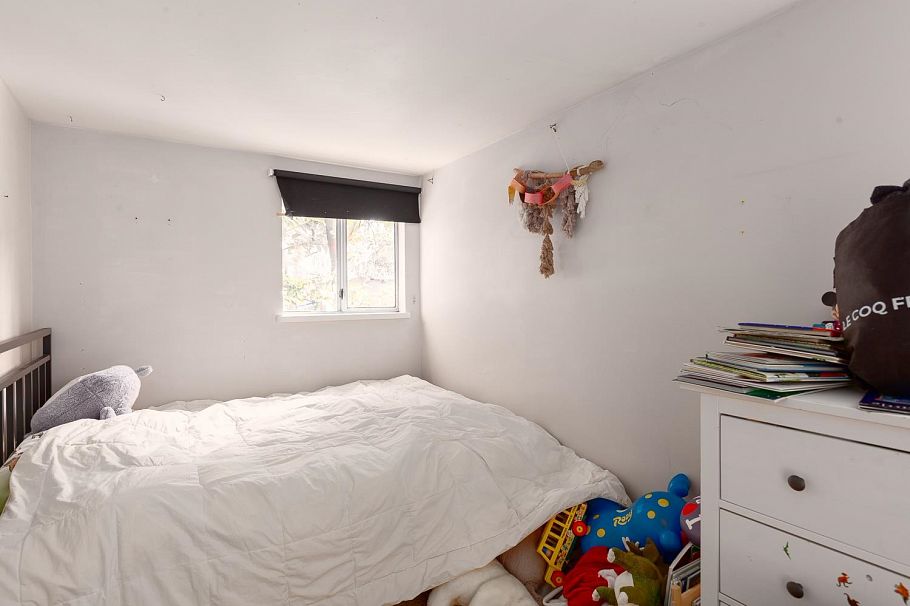 2483 W 6th Avenue Vancouver, BC - 21