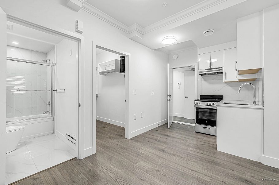 102 2122 E 32nd Avenue Vancouver, BC - 20