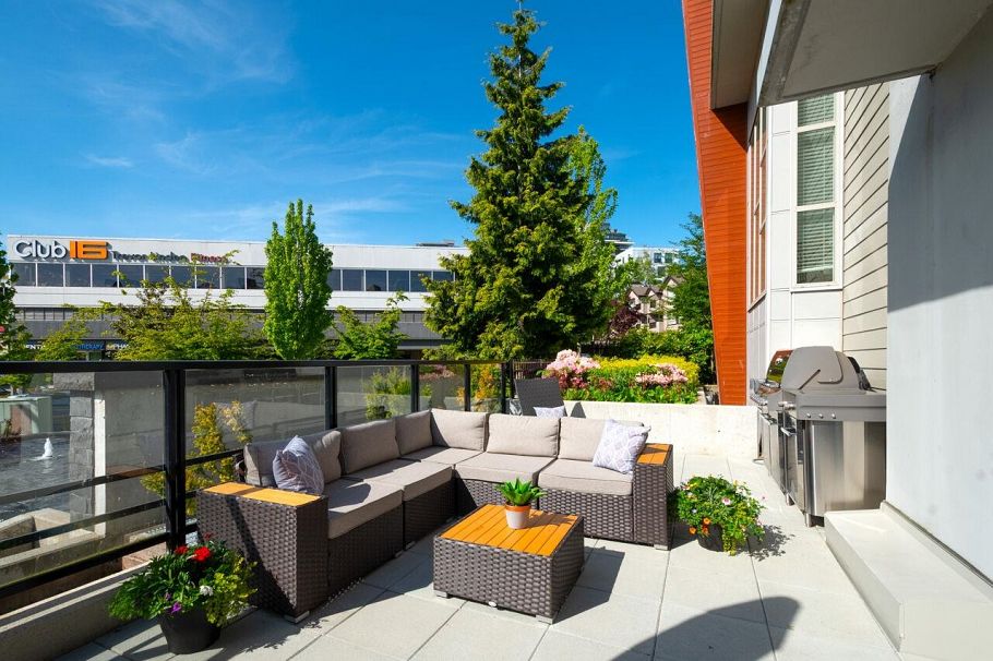 TH13 108 E 8th Street North Vancouver, BC - 1