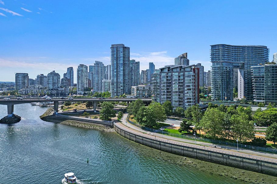 1284 87 Nelson Street Vancouver, BC - 26