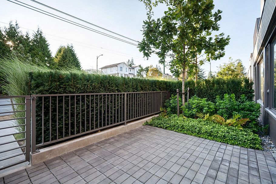 6840 Oak Street Vancouver, BC - 12