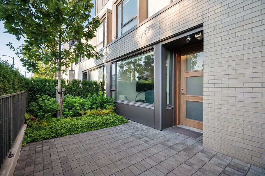 6840 Oak Street Vancouver, BC - 11