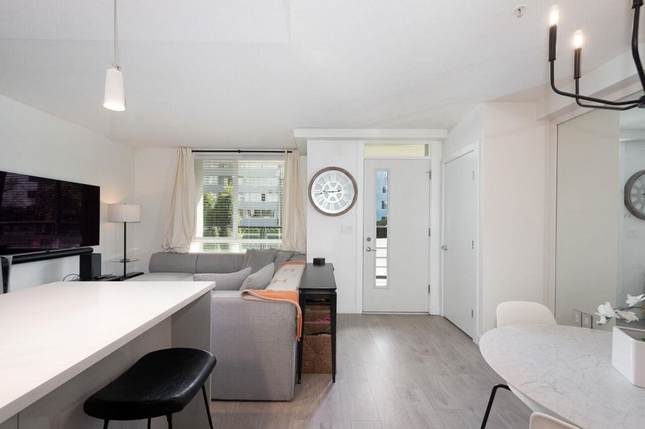 TH13 108 E 8th Street North Vancouver, BC - 8