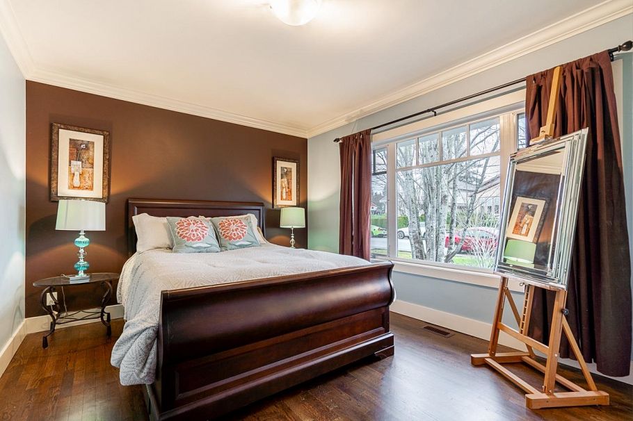 613 E 7th Street North Vancouver, BC - 21