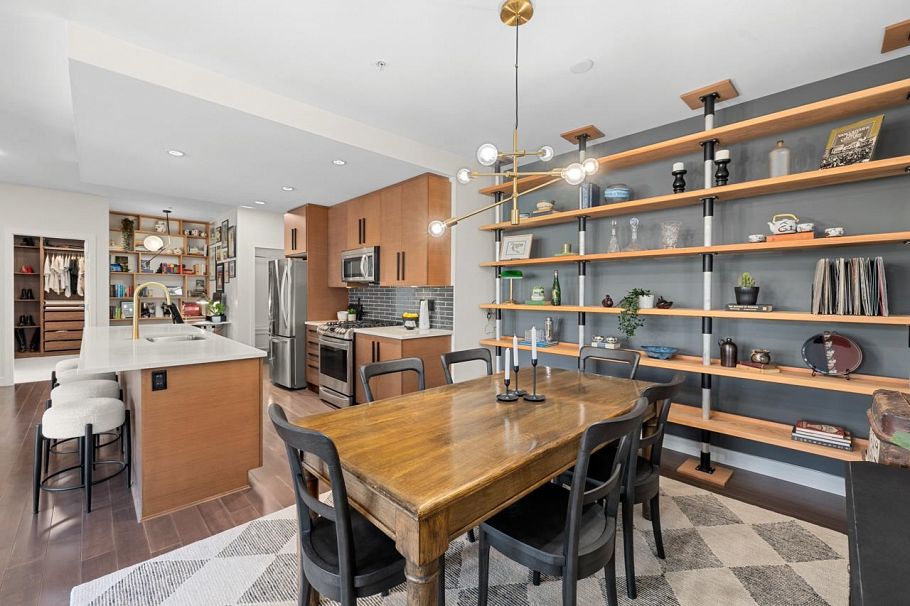 310 3294 Mt Seymour Parkway North Vancouver, BC - 6