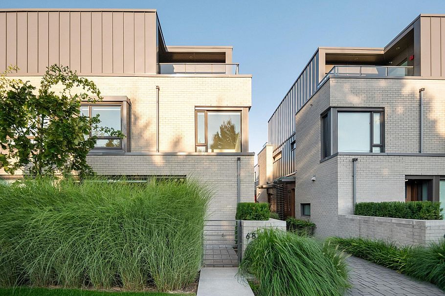 6840 Oak Street Vancouver, BC - 3