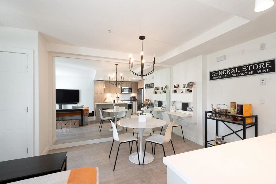 TH13 108 E 8th Street North Vancouver, BC - 12