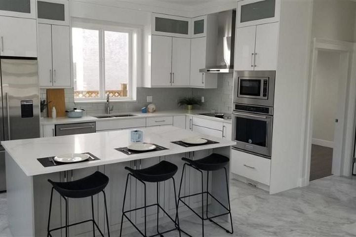 3699 Napier Street Vancouver, BC - 13