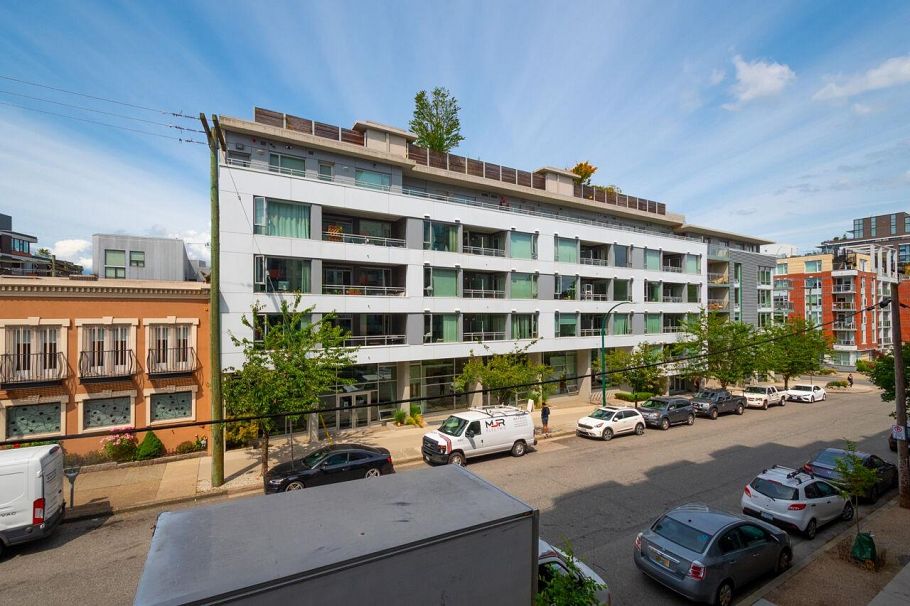 354 250 E 6 Avenue Vancouver, BC - 31