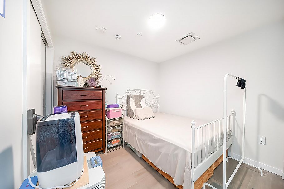 708 7418 Paulson Street Vancouver, BC - 7