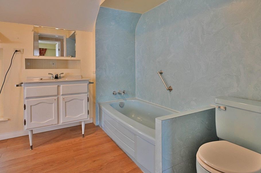 2720 W 24th Avenue Vancouver, BC - 13