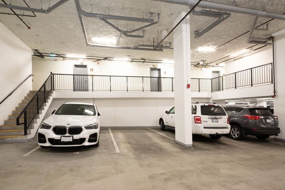 TH13 108 E 8th Street North Vancouver, BC - 30