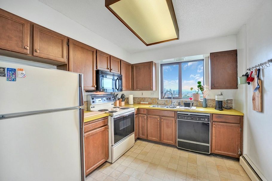 1104 2445 W 3rd Avenue Vancouver, BC - 16