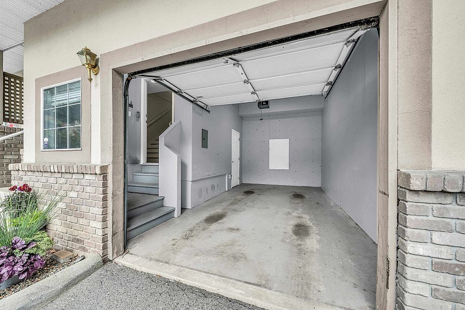 3461 Amberly Place Vancouver, BC - 31