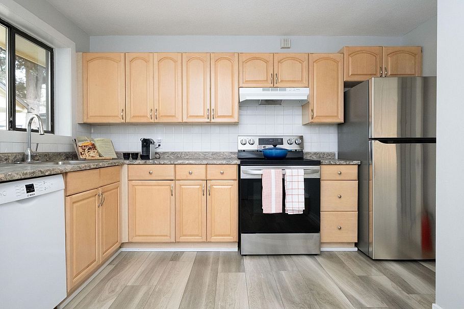 8271 Laurel Street Vancouver, BC - 18