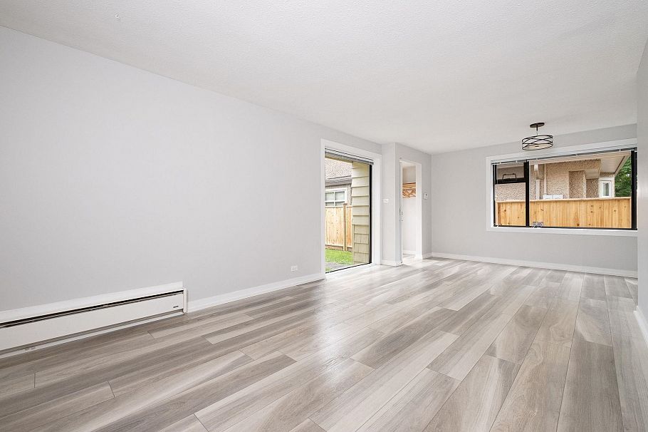 8271 Laurel Street Vancouver, BC - 7