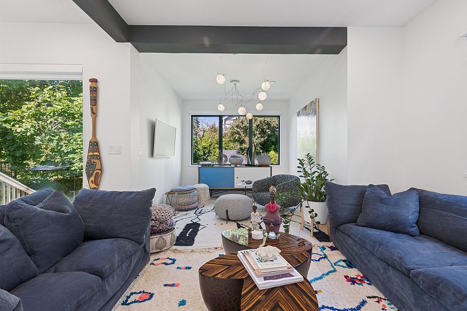 2615 W 2nd Avenue Vancouver, BC - 20