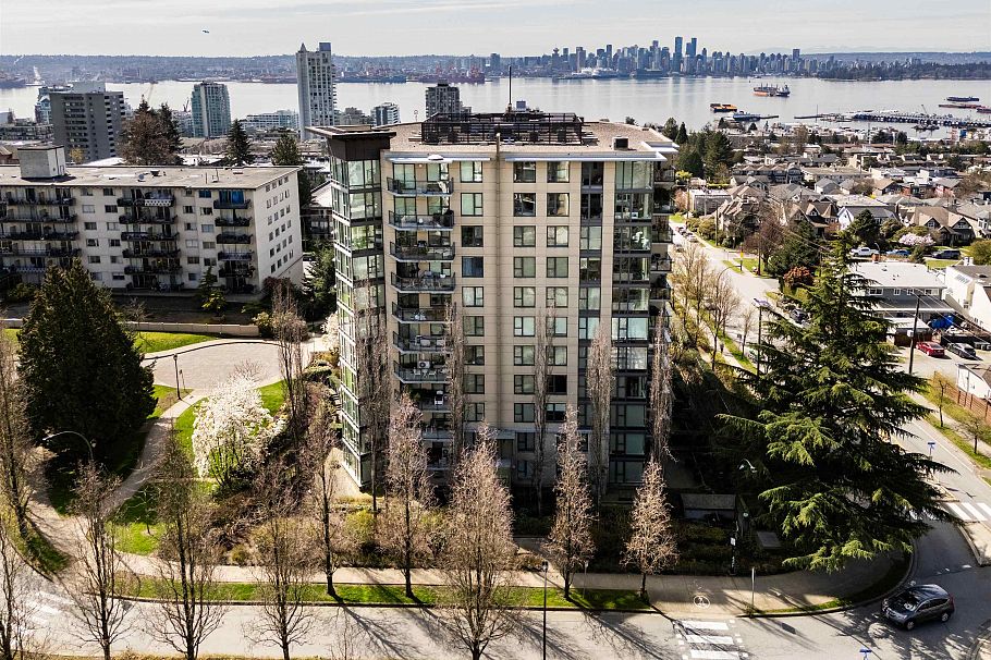 PH8 683 W Victoria Park North Vancouver, BC - 4