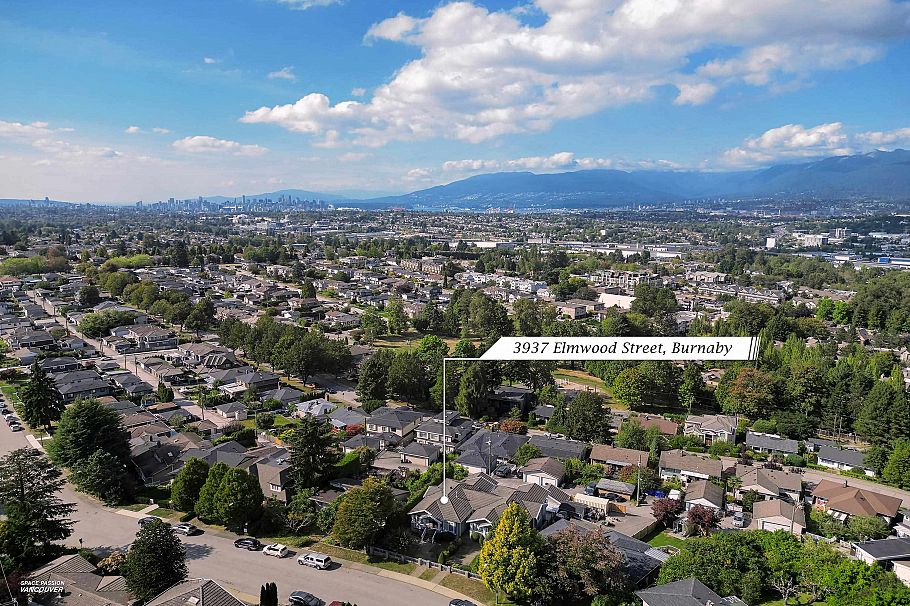 3937 Elmwood Street Burnaby, BC - 35