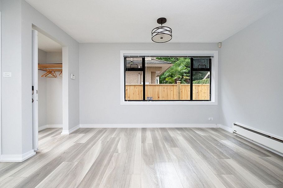 8271 Laurel Street Vancouver, BC - 10