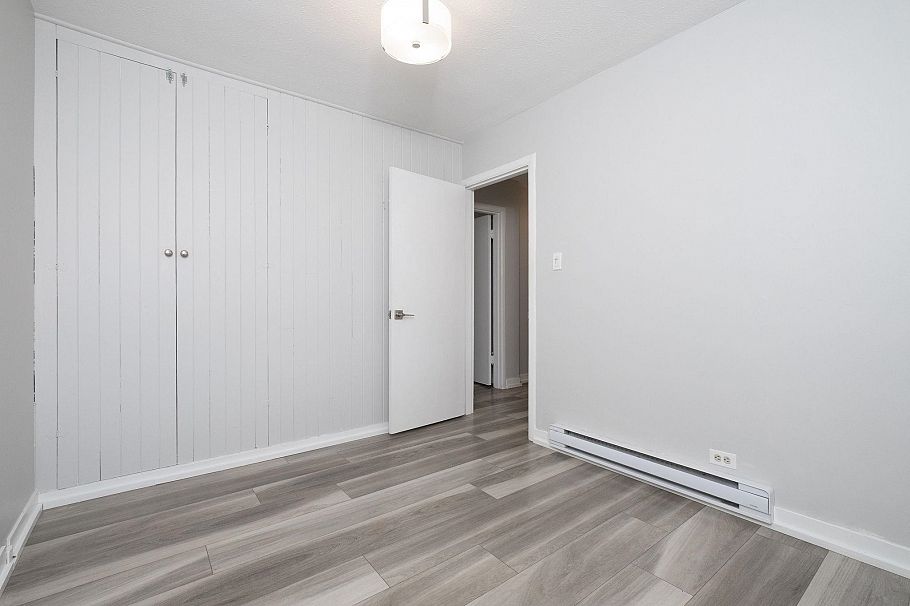 8271 Laurel Street Vancouver, BC - 16