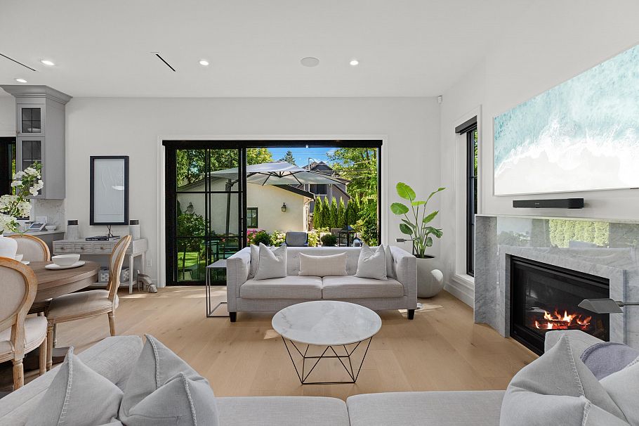 2720 Stephens Street Vancouver, BC - 3