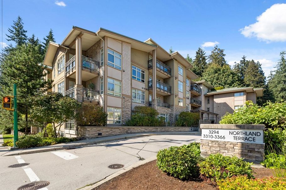 310 3294 Mt Seymour Parkway North Vancouver, BC - 21