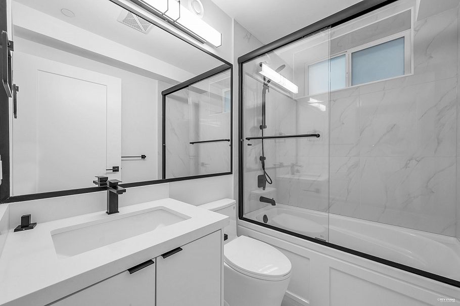 3415 Seaforth Drive Vancouver, BC - 22