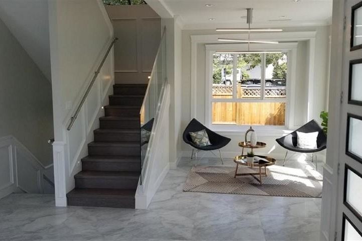 3699 Napier Street Vancouver, BC - 17