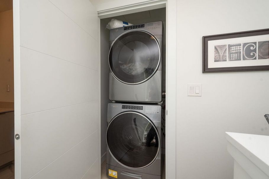 TH13 108 E 8th Street North Vancouver, BC - 29