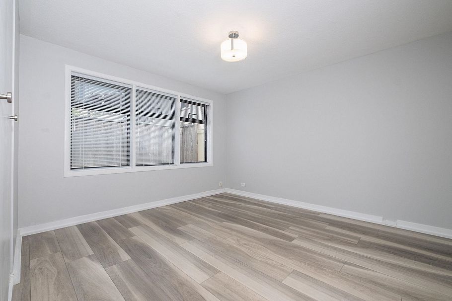 8271 Laurel Street Vancouver, BC - 13