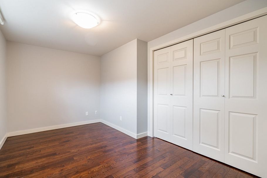 613 E 7th Street North Vancouver, BC - 27