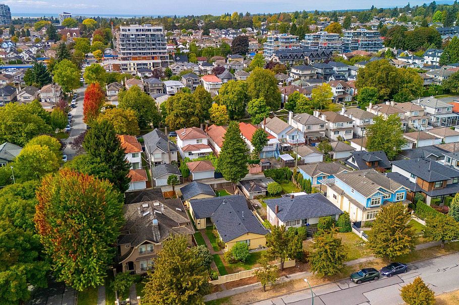 8271 Laurel Street Vancouver, BC - 32