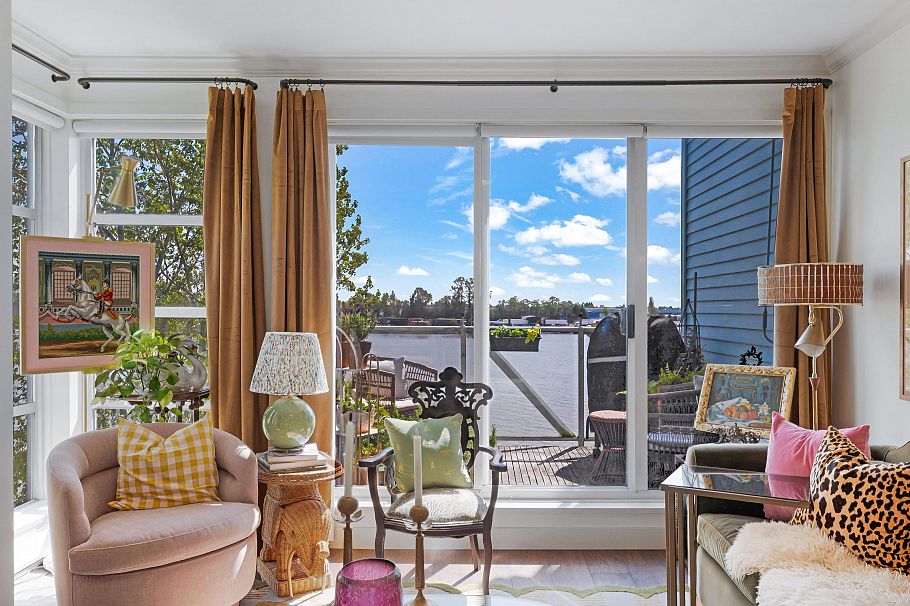 411 2020 E Kent Avenue South Vancouver, BC - 1